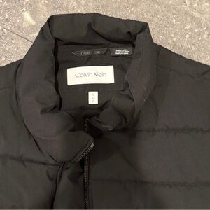 Calvin Klein Men's Puffer Jacket in Black